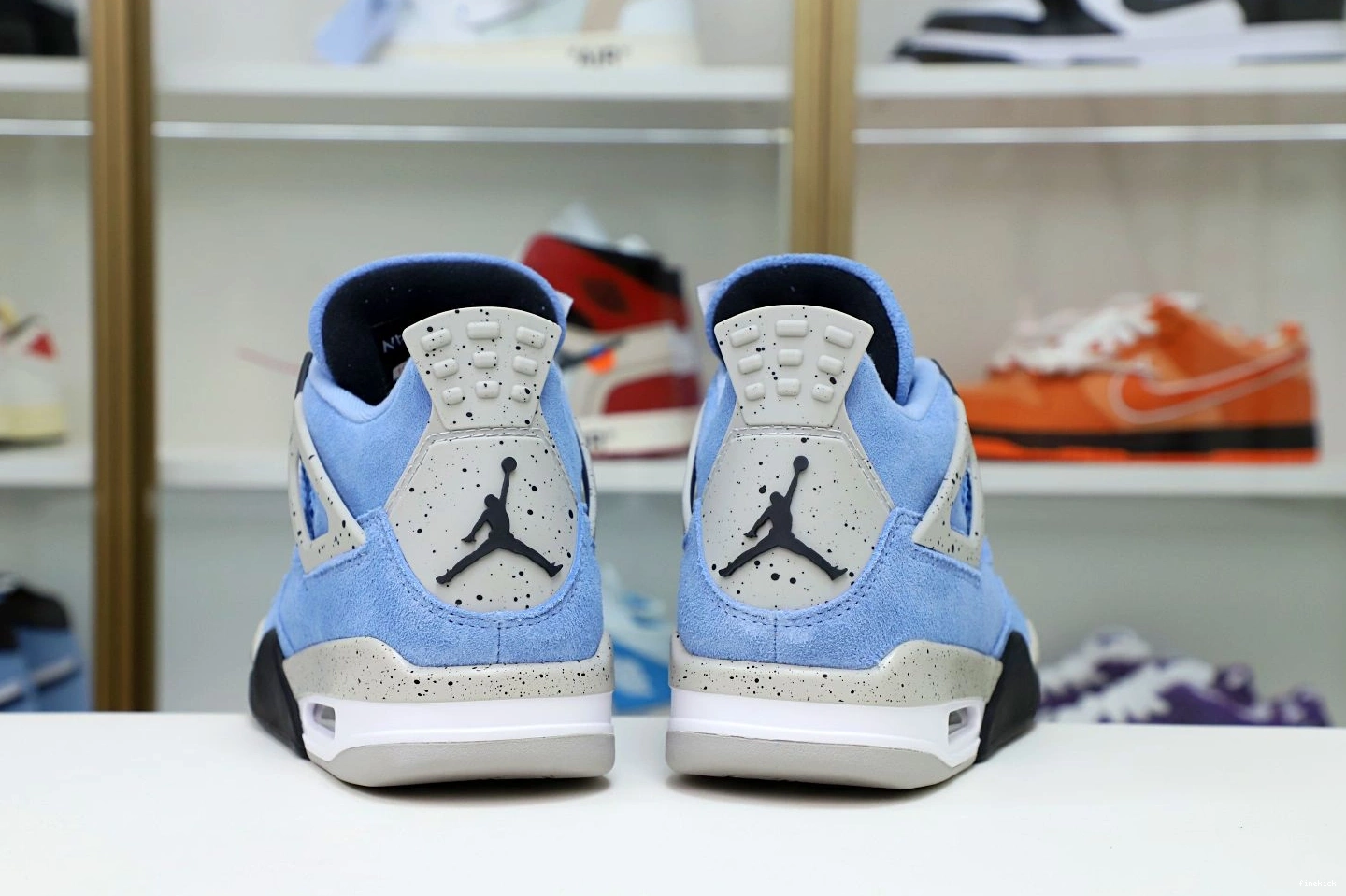 4 BLUE UNIVERSITY AIR JORDAN 0712